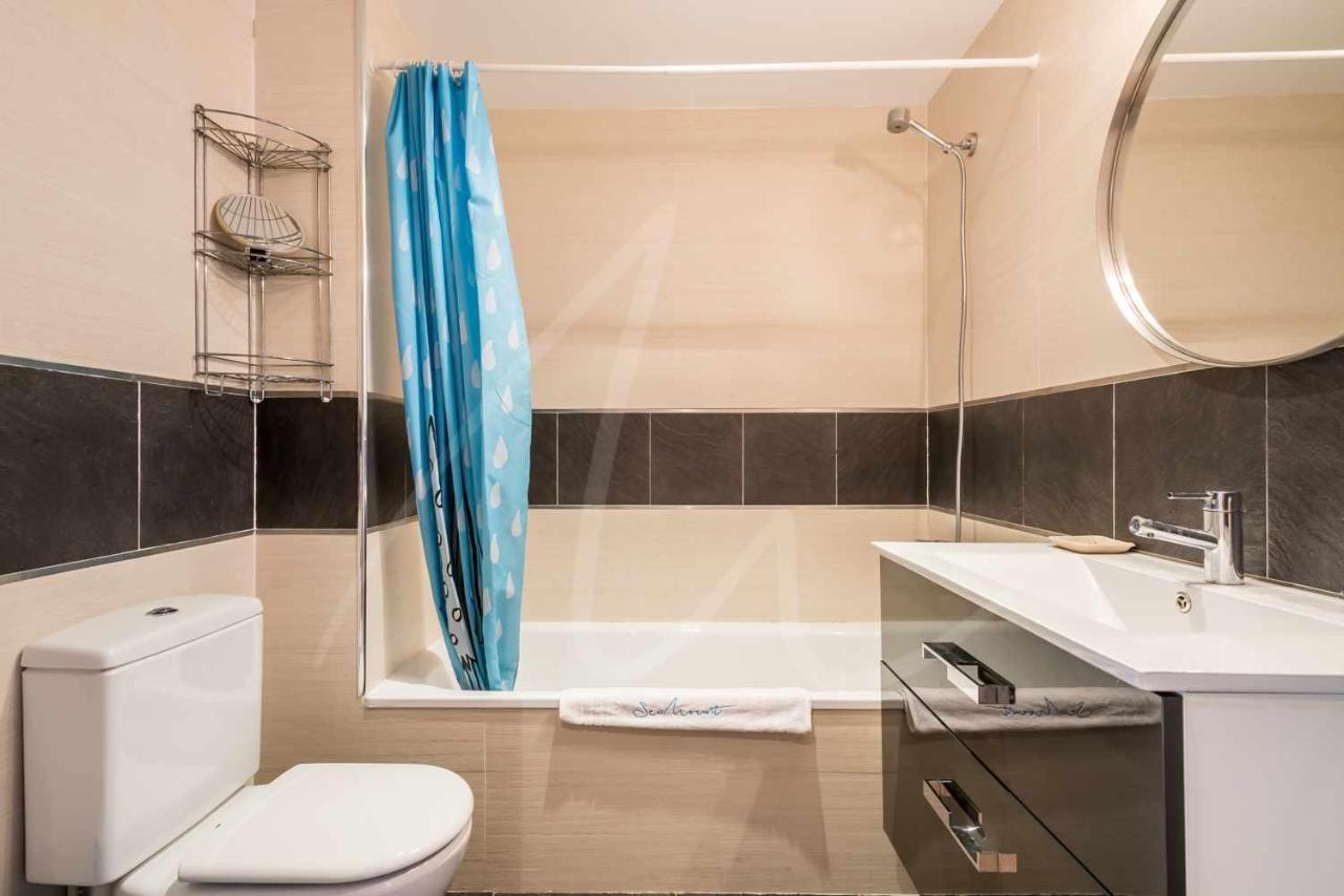 Aneu By Seamount Rentals Valencia D'Aneu Экстерьер фото