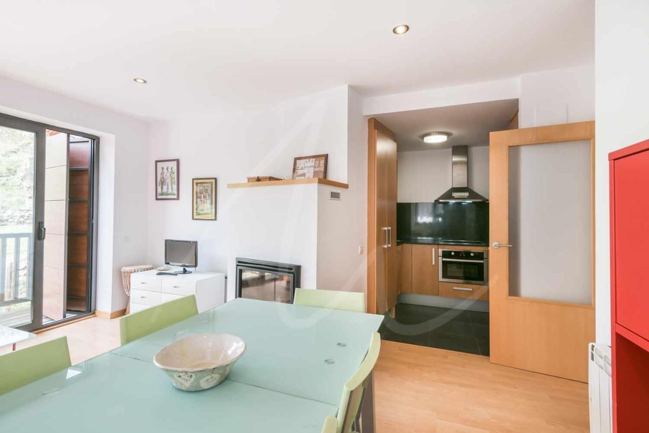 Aneu By Seamount Rentals Valencia D'Aneu Экстерьер фото